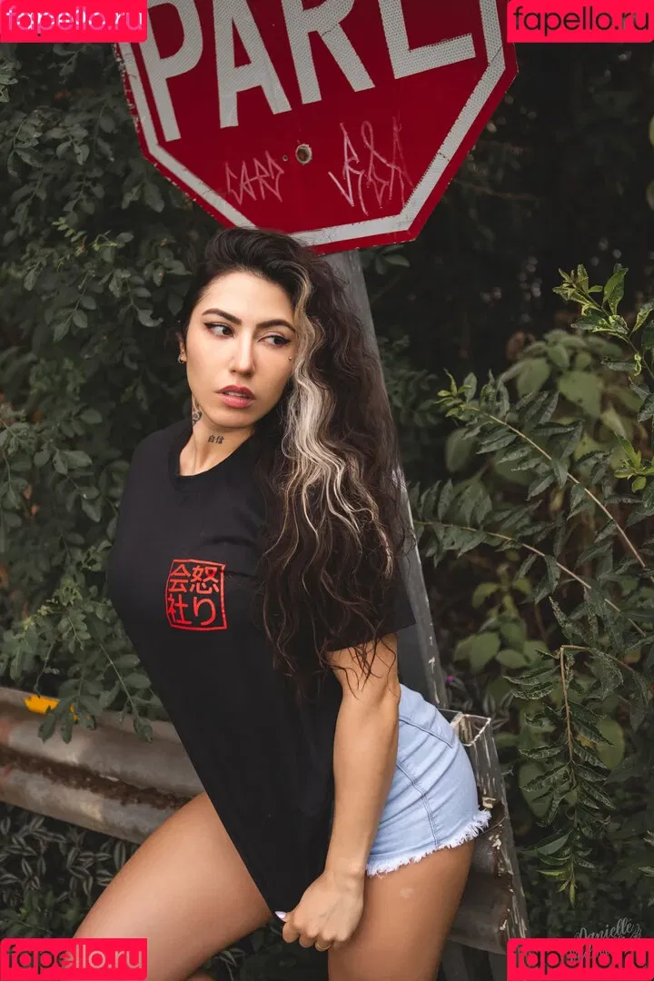 Danielle Vedovelli / Danievedo Onlyfans Photo Gallery 