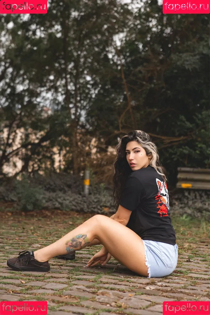 Danielle Vedovelli / Danievedo Onlyfans Photo Gallery 