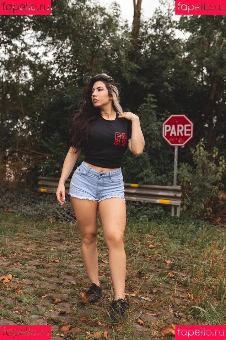Danielle Vedovelli / Danievedo Onlyfans Photo Gallery 