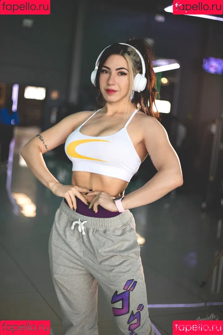 Danielle Vedovelli / Danievedo Onlyfans Photo Gallery 