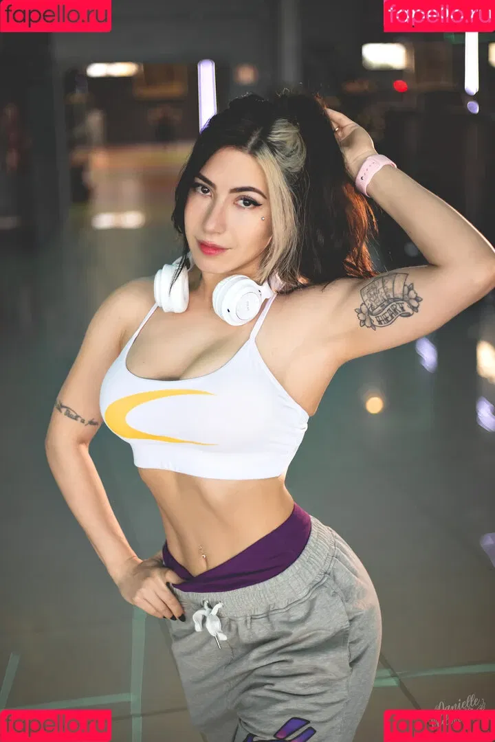 Danielle Vedovelli / Danievedo Onlyfans Photo Gallery 