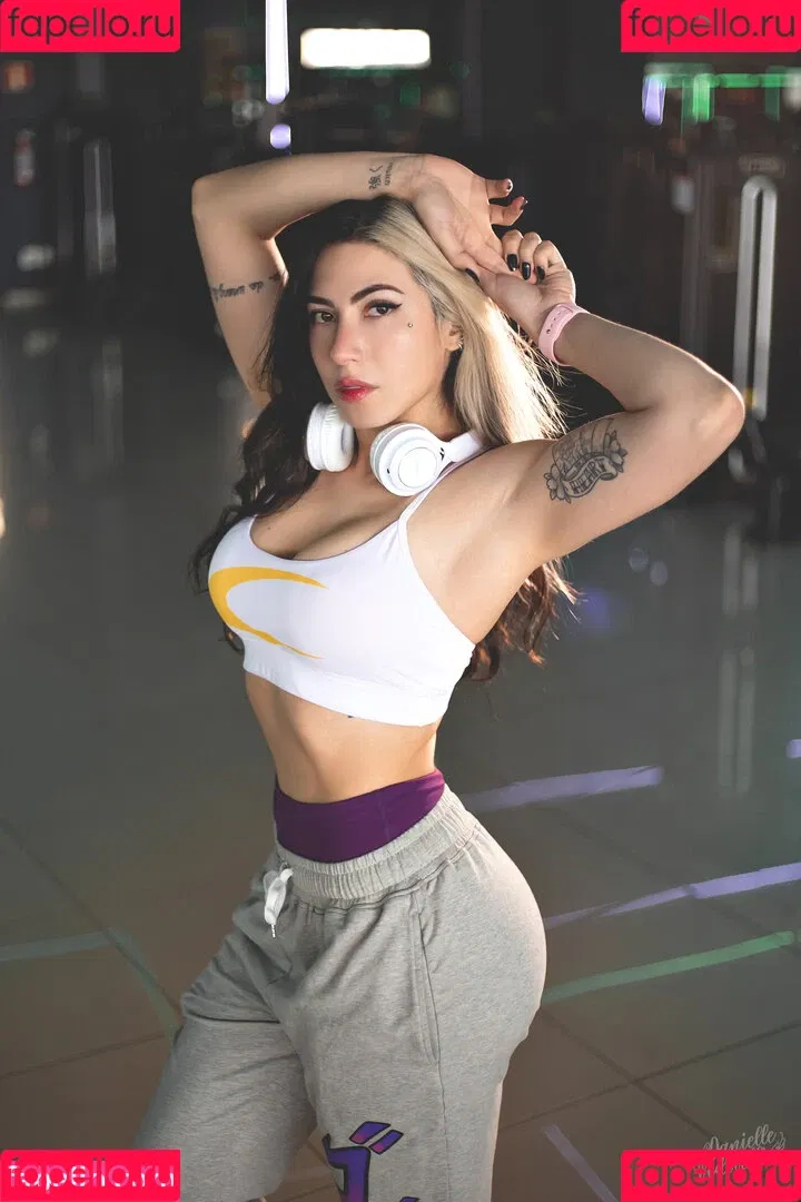 Danielle Vedovelli / Danievedo Onlyfans Photo Gallery 