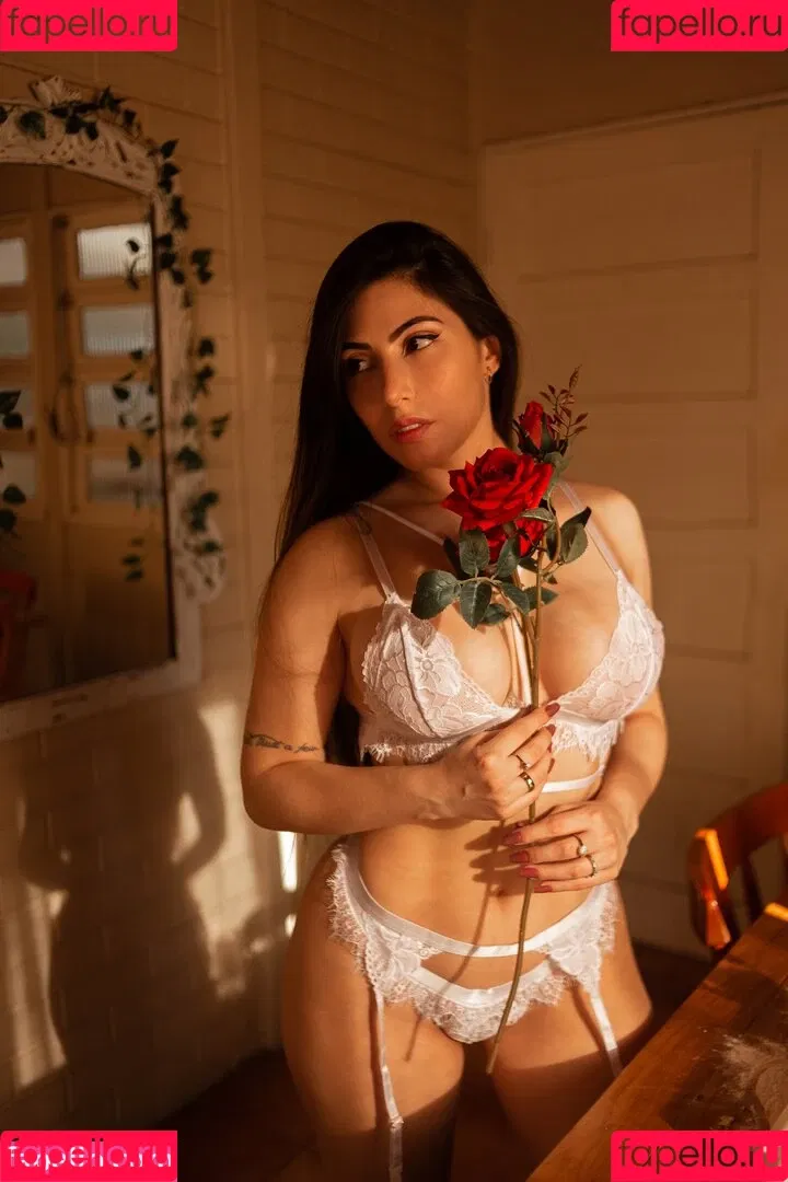 Danielle Vedovelli / Danievedo Onlyfans Photo Gallery 