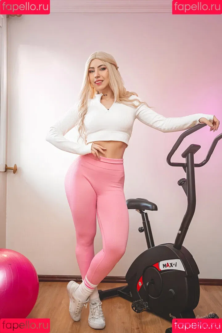 Danielle Vedovelli / Danievedo Onlyfans Photo Gallery 