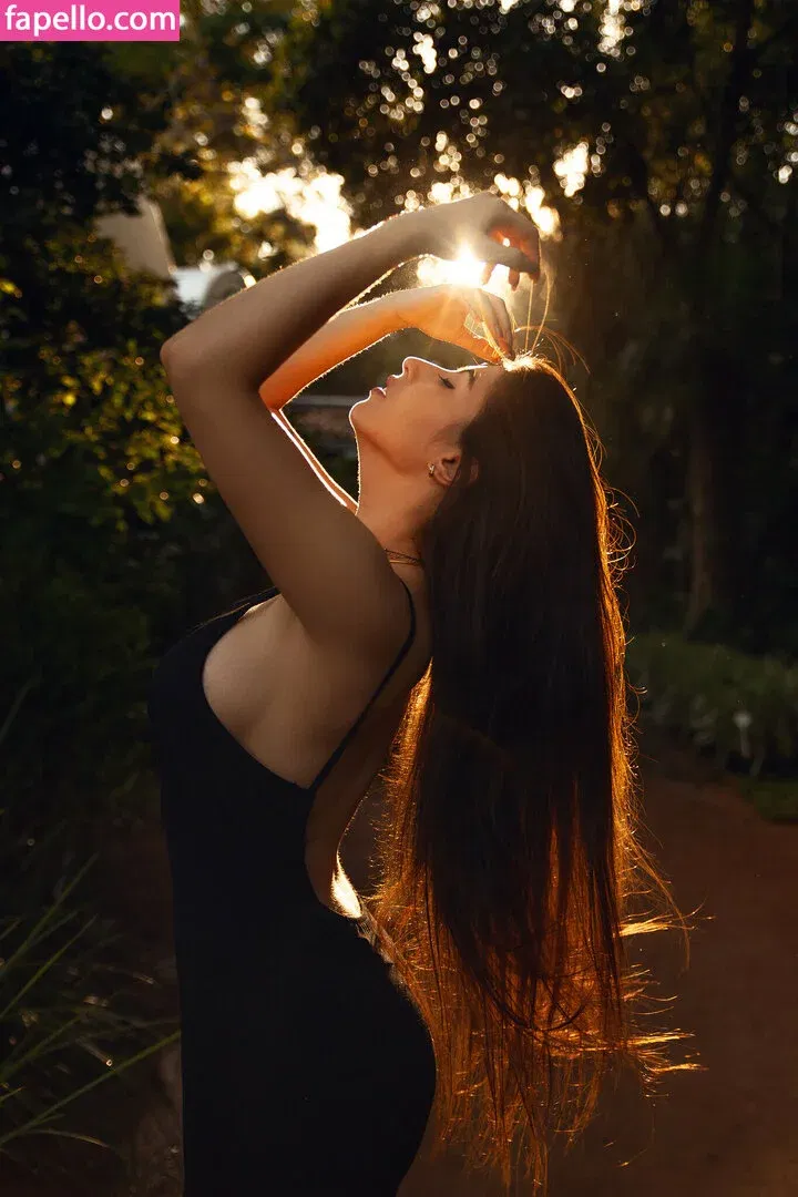 Danielle Vedovelli / Danievedo Onlyfans Photo Gallery 