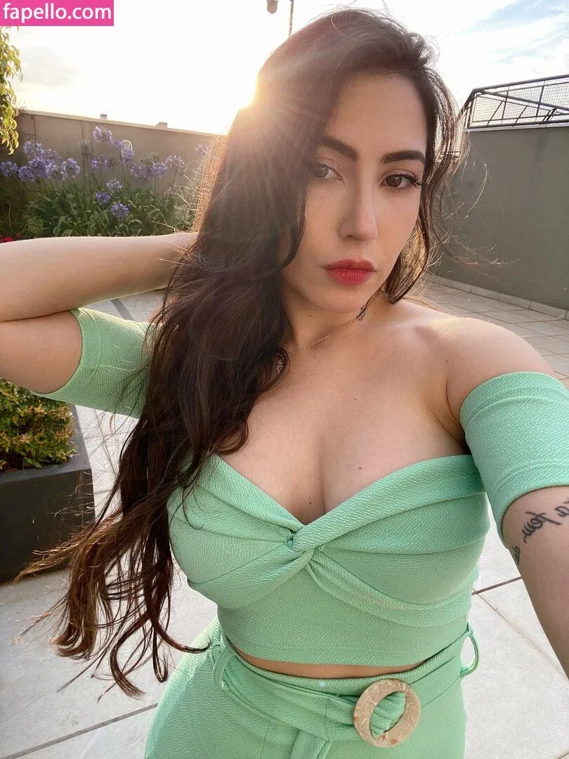 Danielle Vedovelli / Danievedo Onlyfans Photo Gallery 