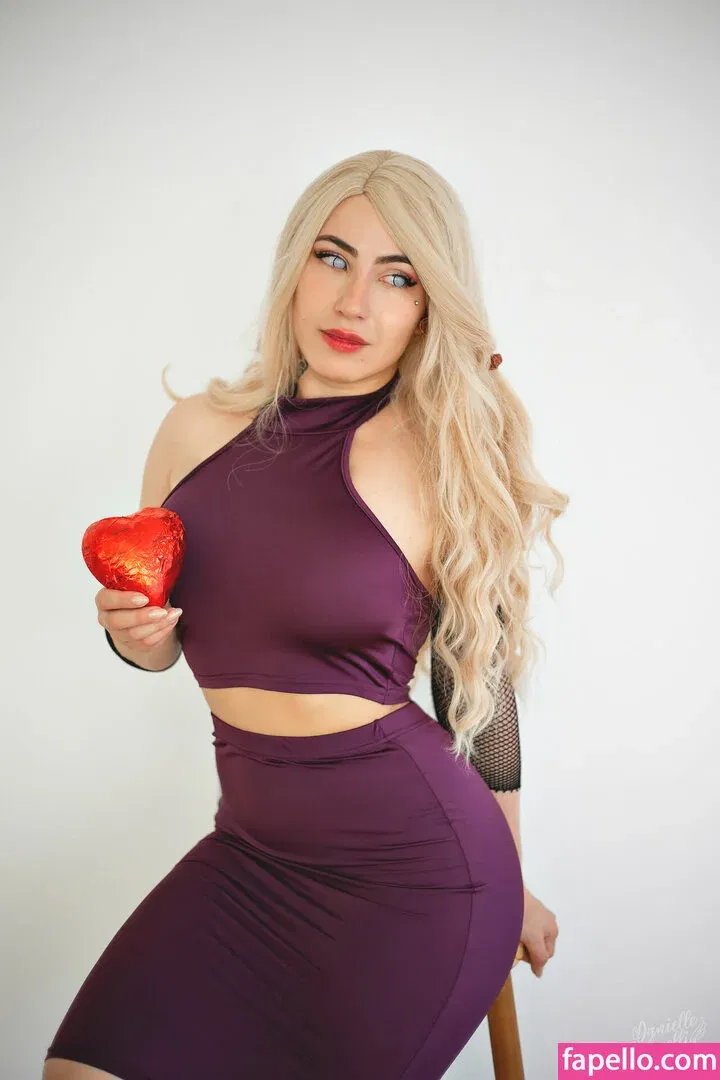 Danielle Vedovelli / Danievedo Onlyfans Photo Gallery 