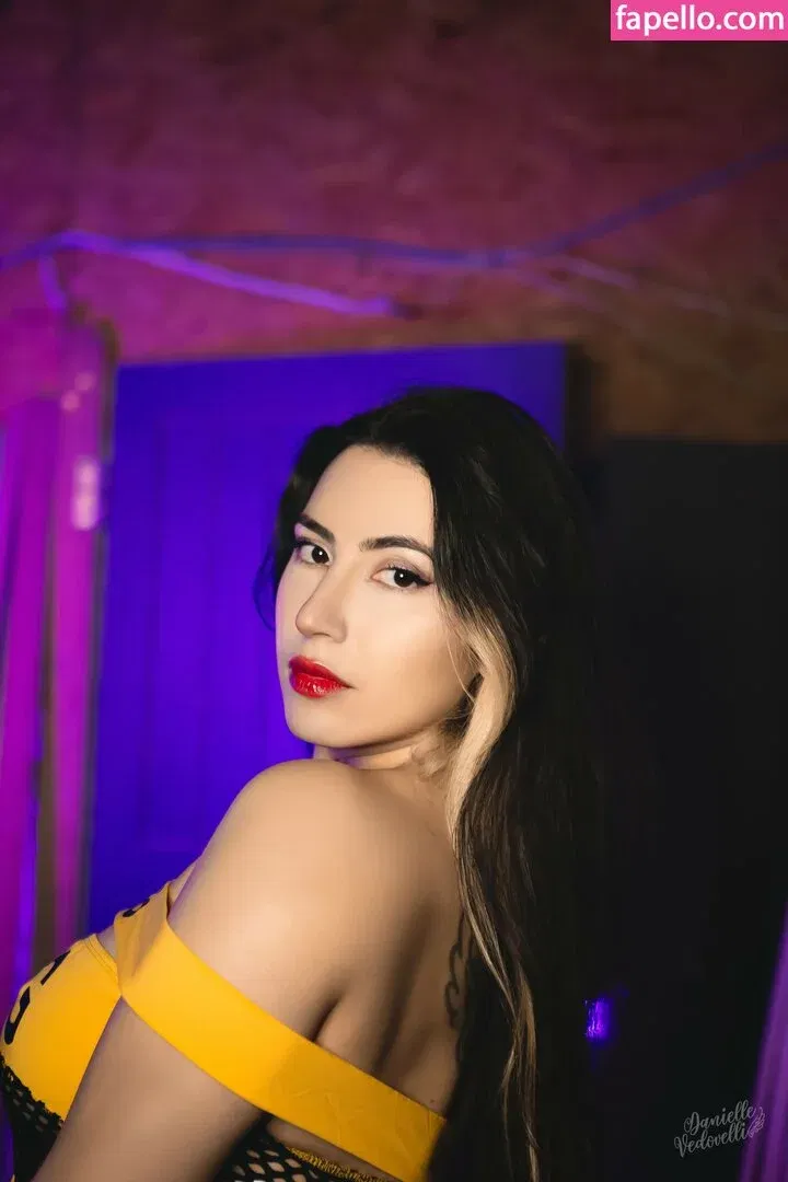 Danielle Vedovelli / Danievedo Onlyfans Photo Gallery 