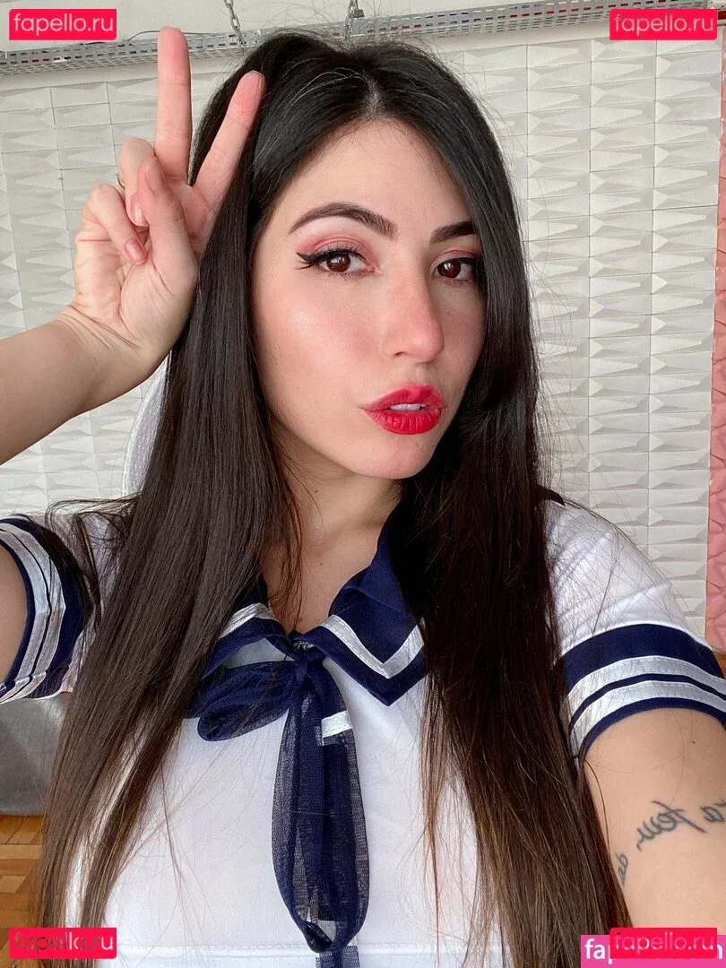 Danielle Vedovelli / Danievedo Onlyfans Photo Gallery 