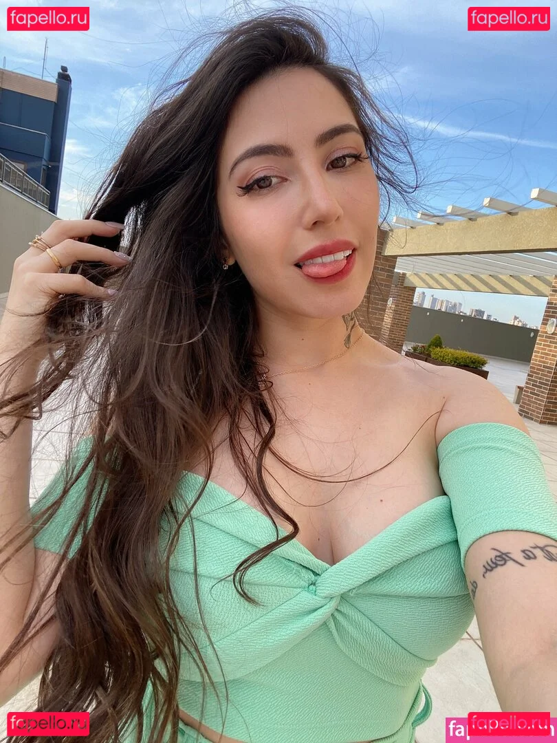 Danielle Vedovelli / Danievedo Onlyfans Photo Gallery 