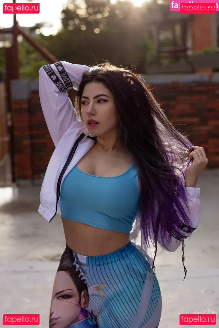 Danielle Vedovelli / Danievedo Onlyfans Photo Gallery 