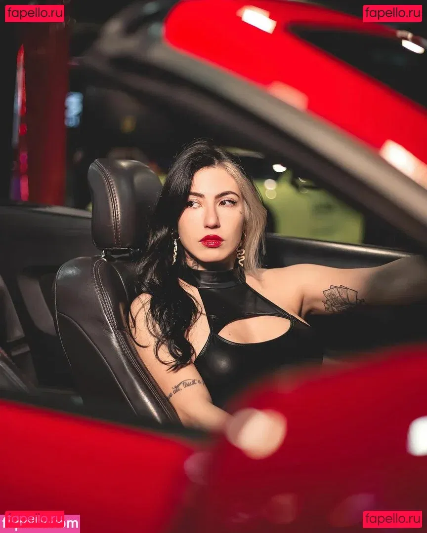 Danielle Vedovelli / Danievedo Onlyfans Photo Gallery 