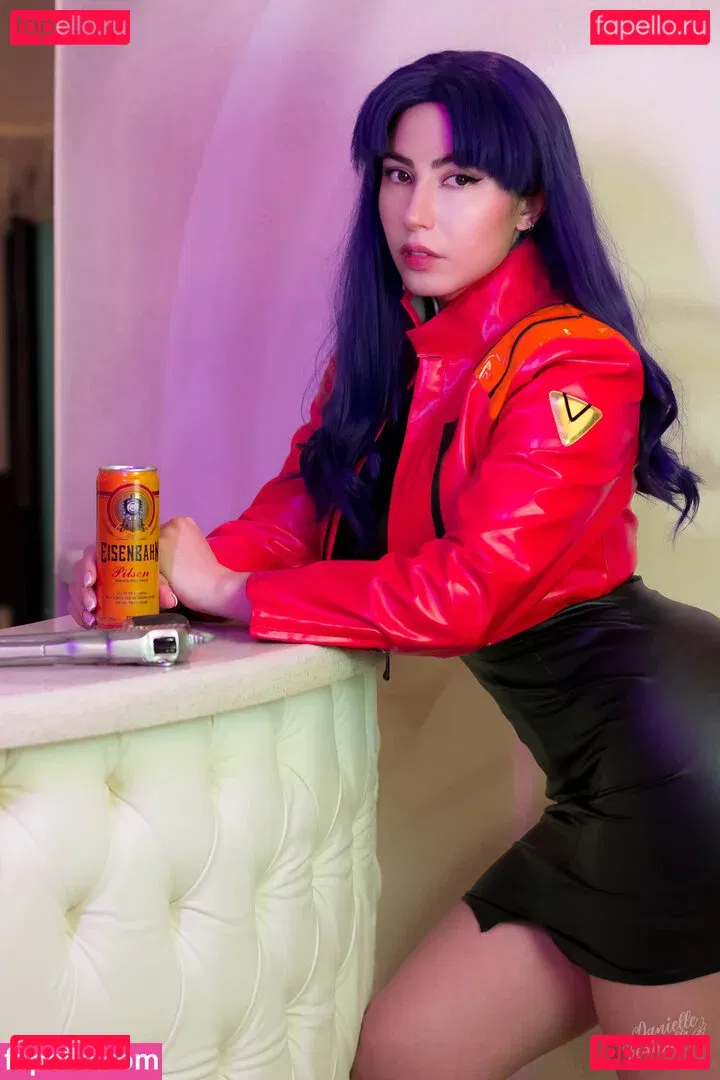 Danielle Vedovelli / Danievedo Onlyfans Photo Gallery 