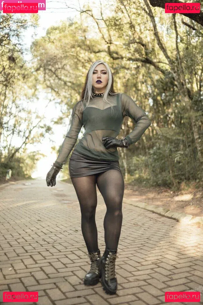 Danielle Vedovelli / Danievedo Onlyfans Photo Gallery 