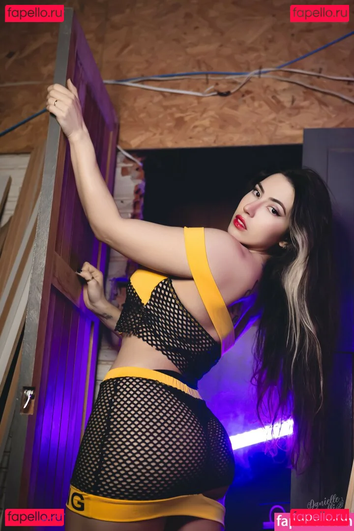 Danielle Vedovelli / Danievedo Onlyfans Photo Gallery 