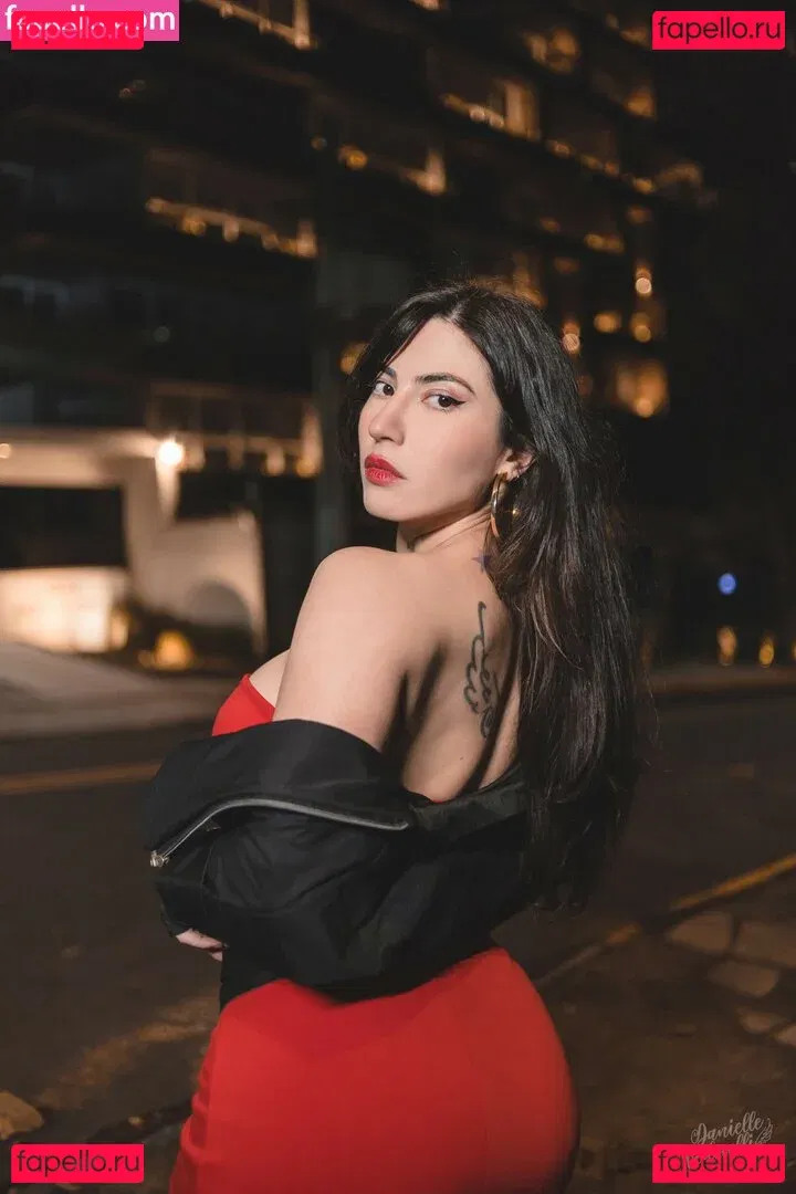 Danielle Vedovelli / Danievedo Onlyfans Photo Gallery 