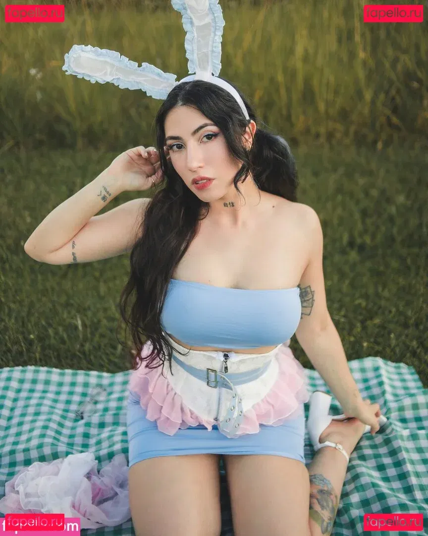 Danielle Vedovelli / Danievedo Onlyfans Photo Gallery 