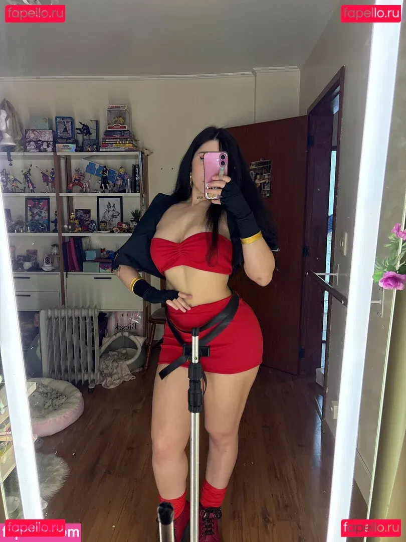 Danielle Vedovelli / Danievedo Onlyfans Photo Gallery 