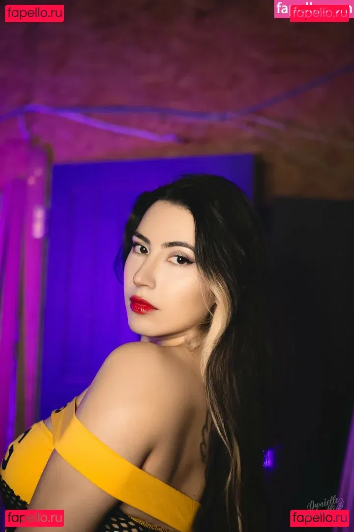 Danielle Vedovelli / Danievedo Onlyfans Photo Gallery 