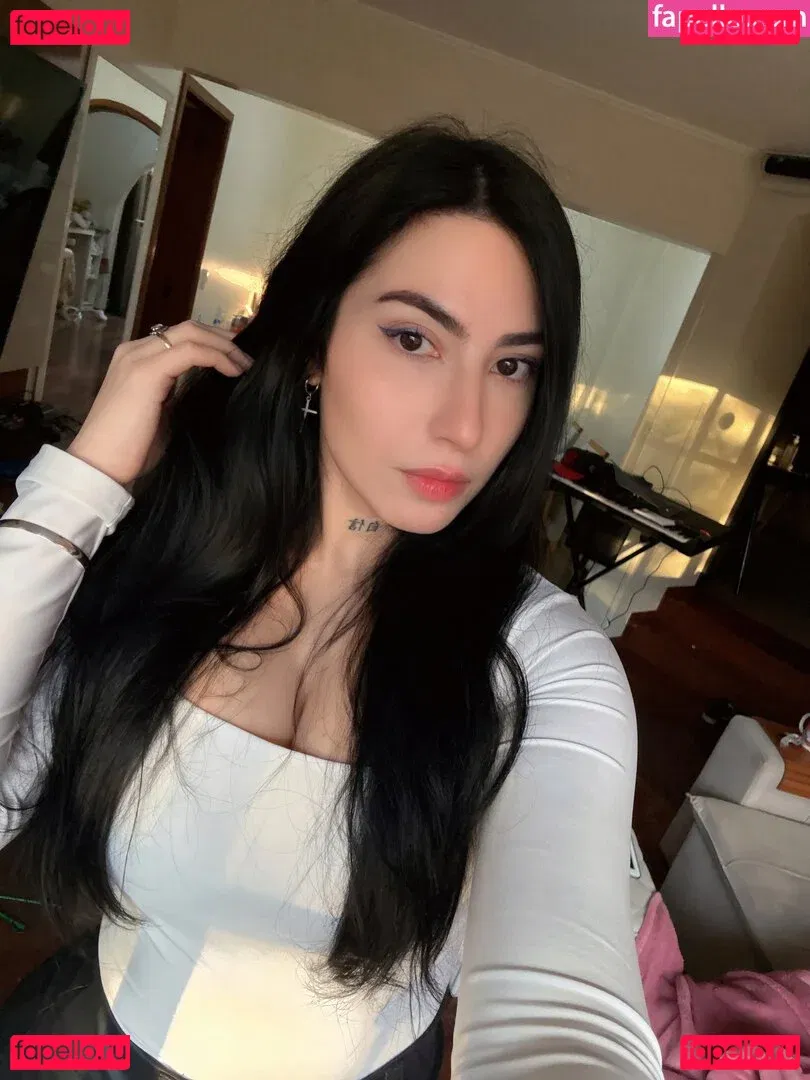 Danielle Vedovelli / Danievedo Onlyfans Photo Gallery 