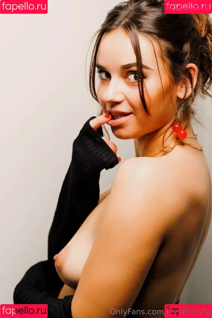Leyla Ingalls / Leylaingallz / leylaingallz_ Onlyfans Photo Gallery 
