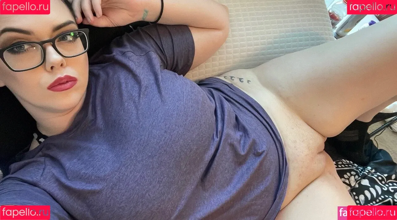 Ryan Smiles / Ryansmiles16 / officialpawgqueenx2 / pawgqueen / ryansmilesbackup Onlyfans Photo Gallery 