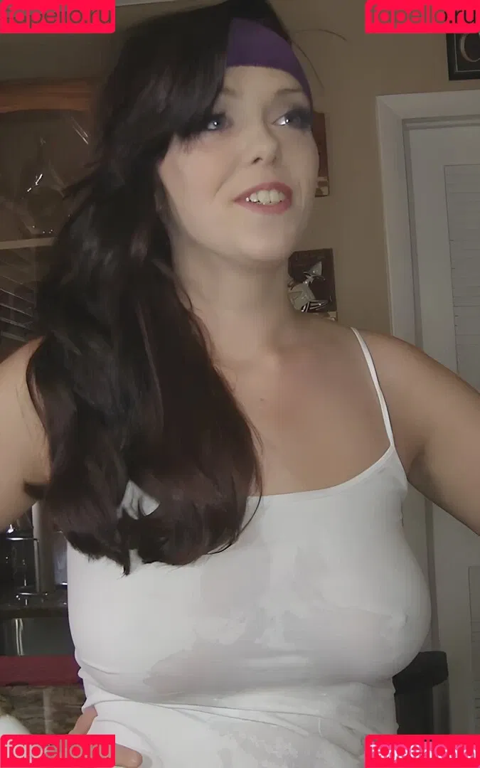 Ryan Smiles / Ryansmiles16 / officialpawgqueenx2 / pawgqueen / ryansmilesbackup Onlyfans Photo Gallery 