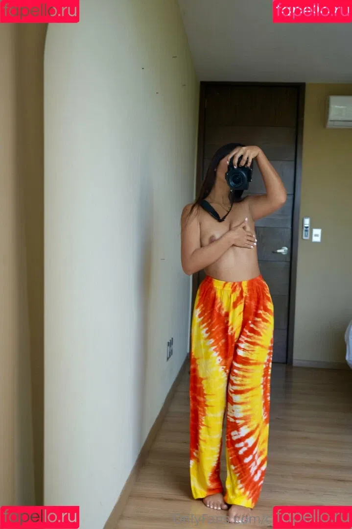 canelademiel / concanelaymiel Onlyfans Photo Gallery 