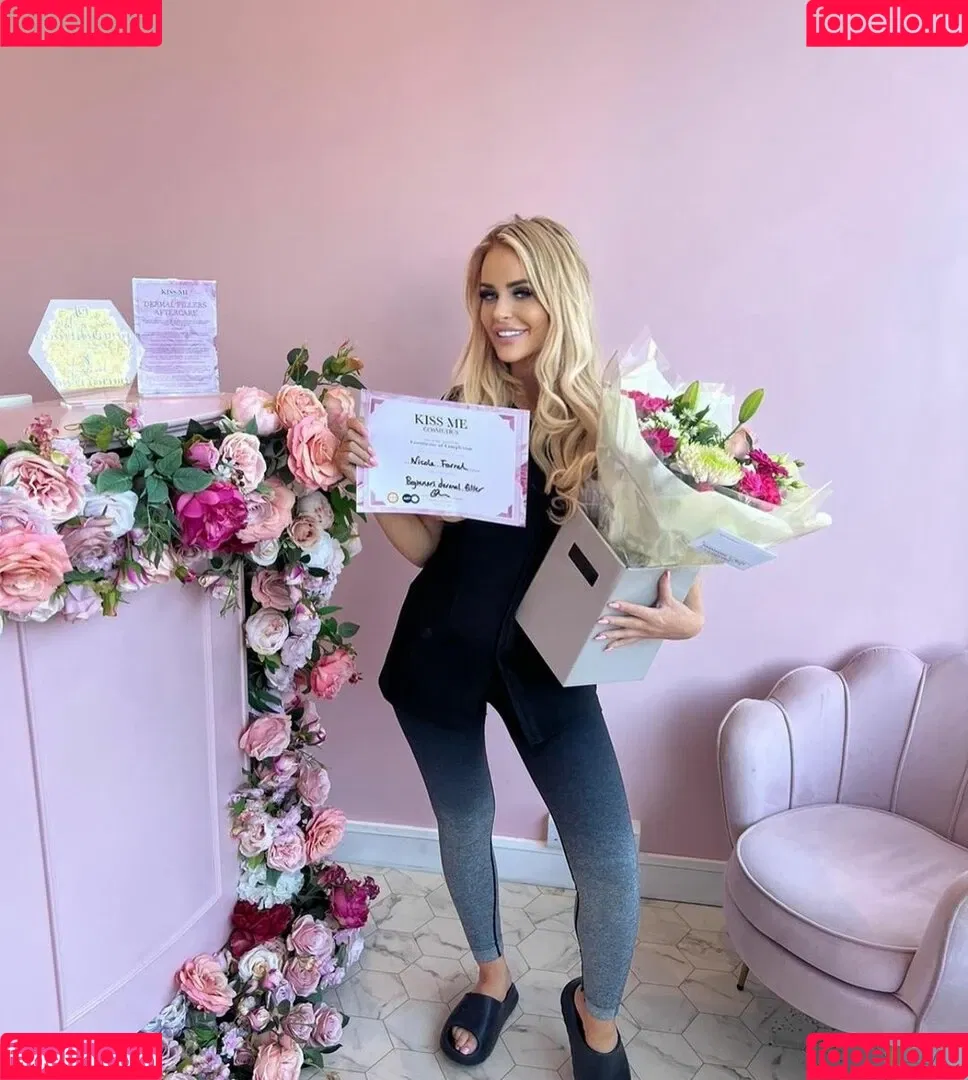 Barbiecole_12 / Nicole Farrell / nicolefarrell_1208 Onlyfans Photo Gallery 