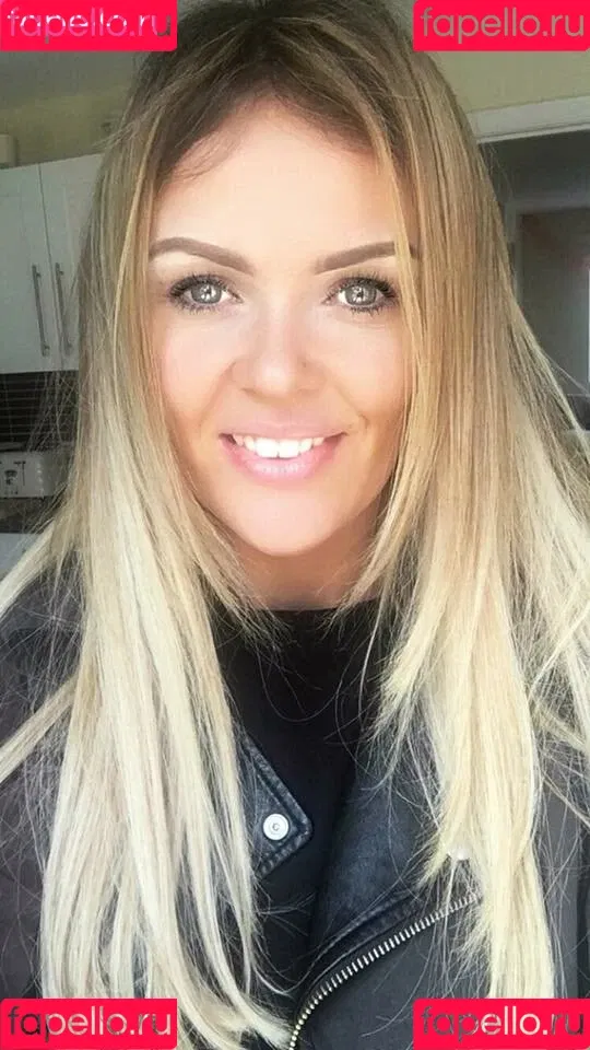 Barbiecole_12 / Nicole Farrell / nicolefarrell_1208 Onlyfans Photo Gallery 