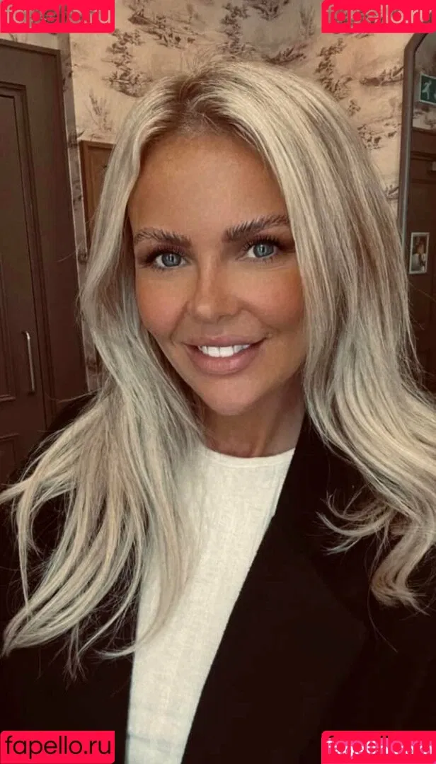 Barbiecole_12 / Nicole Farrell / nicolefarrell_1208 Onlyfans Photo Gallery 