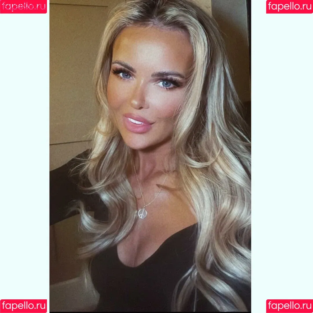 Barbiecole_12 / Nicole Farrell / nicolefarrell_1208 Onlyfans Photo Gallery 