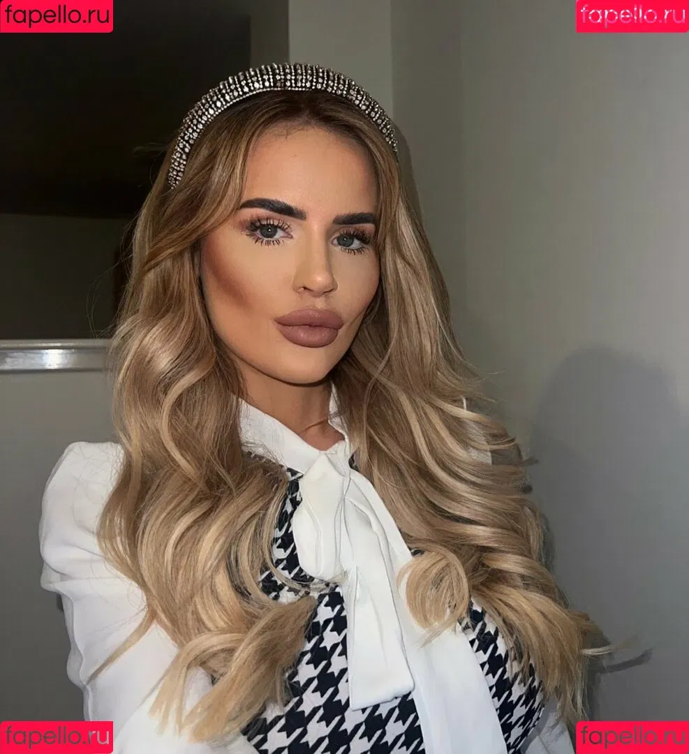 Barbiecole_12 / Nicole Farrell / nicolefarrell_1208 Onlyfans Photo Gallery 