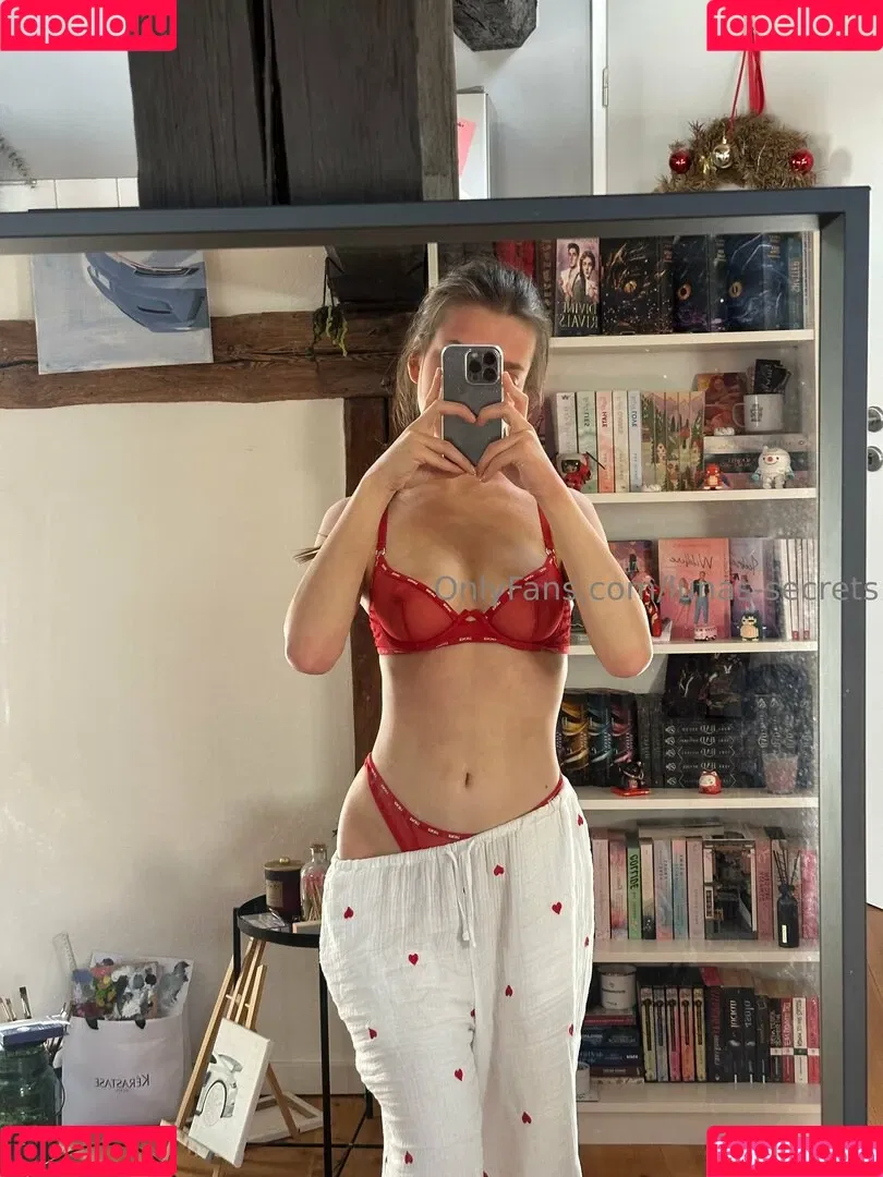 Lunas-secrets / _lunasecrets_ Onlyfans Photo Gallery 
