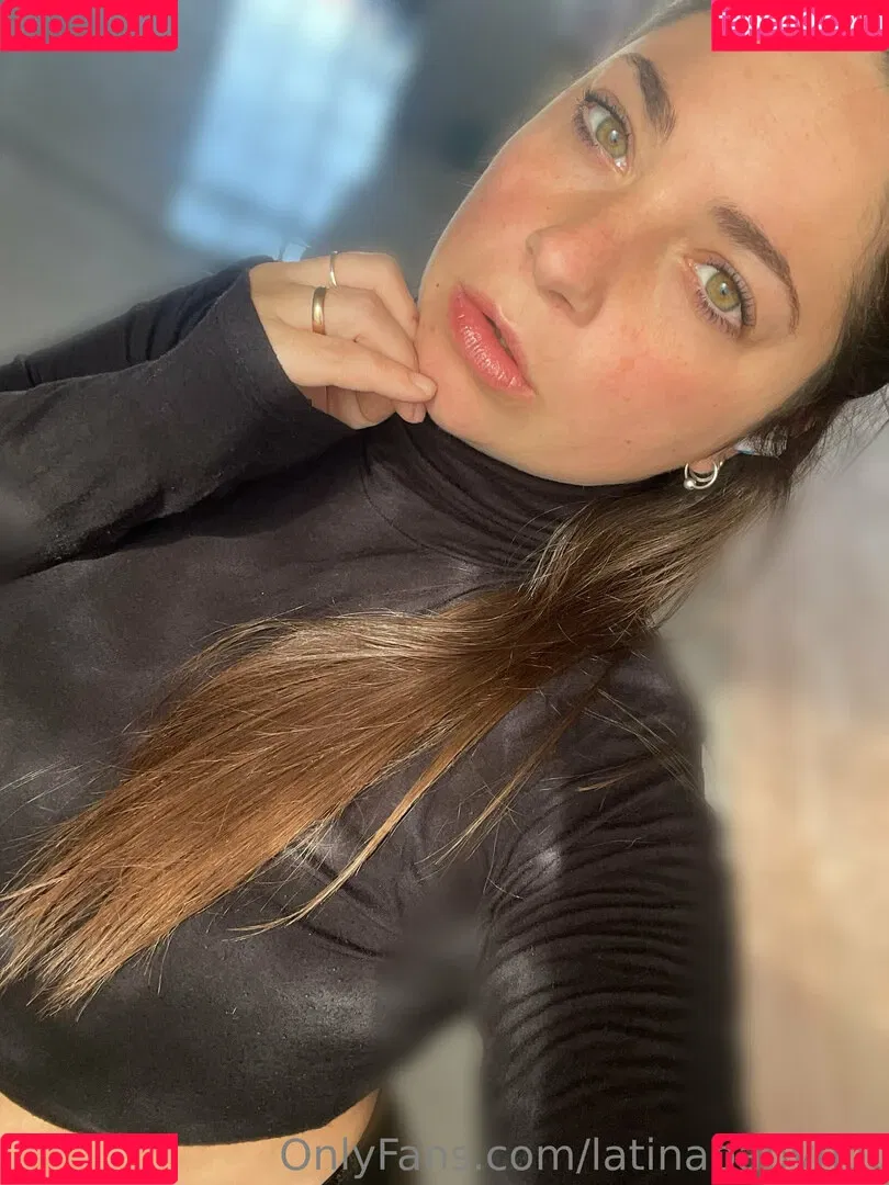 latina.hot.sauce / latinababyhot Onlyfans Photo Gallery 