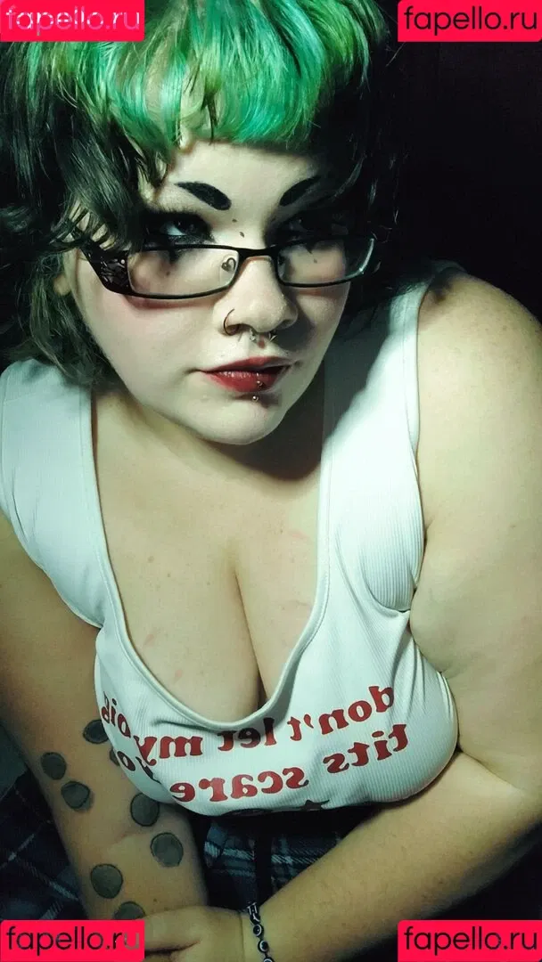 VampiricMilkers Onlyfans Photo Gallery 