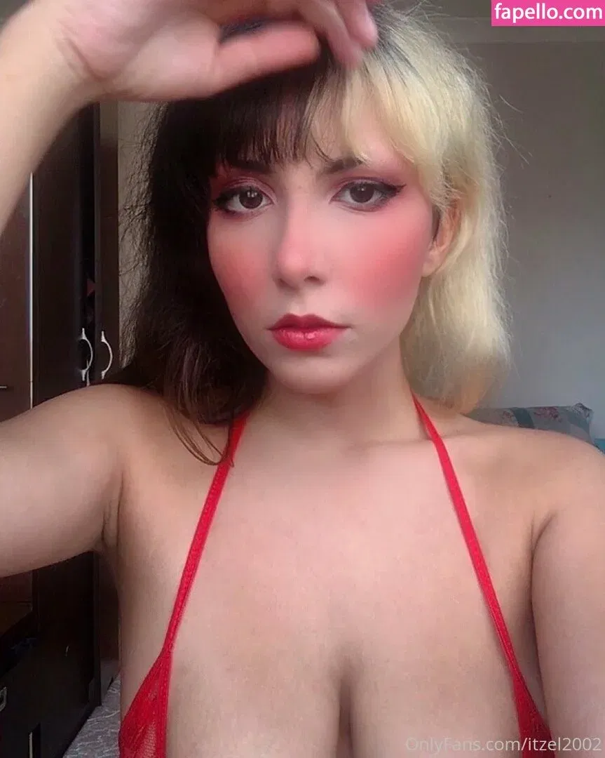 Itzel2002 / itzel_xd2002 Onlyfans Photo Gallery 