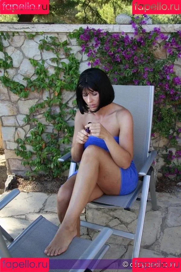 Desyra Noir / Desyra_Noir / Slinkycheeks / desyranoirfans Onlyfans Photo Gallery 