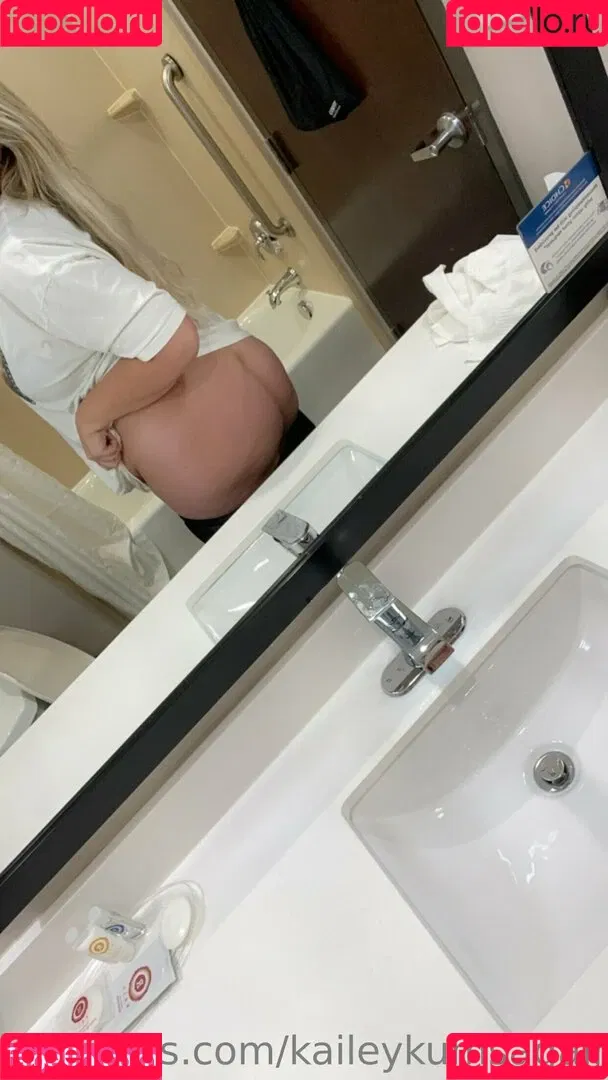 Kaileykumsagainvip / kaileykumsagain / kailzmac Onlyfans Photo Gallery 