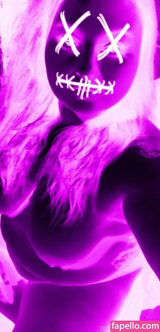 vyktoriavexx / vyktorya_ Onlyfans Photo Gallery 