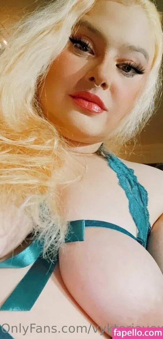 vyktoriavexx / vyktorya_ Onlyfans Photo Gallery 