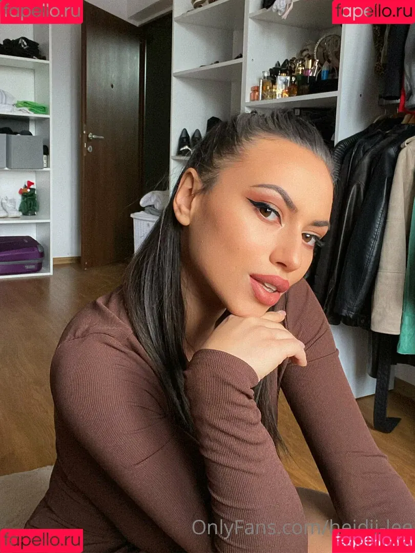 Heidii Lee / badtzxo / heidii-lee Onlyfans Photo Gallery 