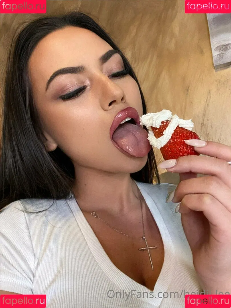 Heidii Lee / badtzxo / heidii-lee Onlyfans Photo Gallery 