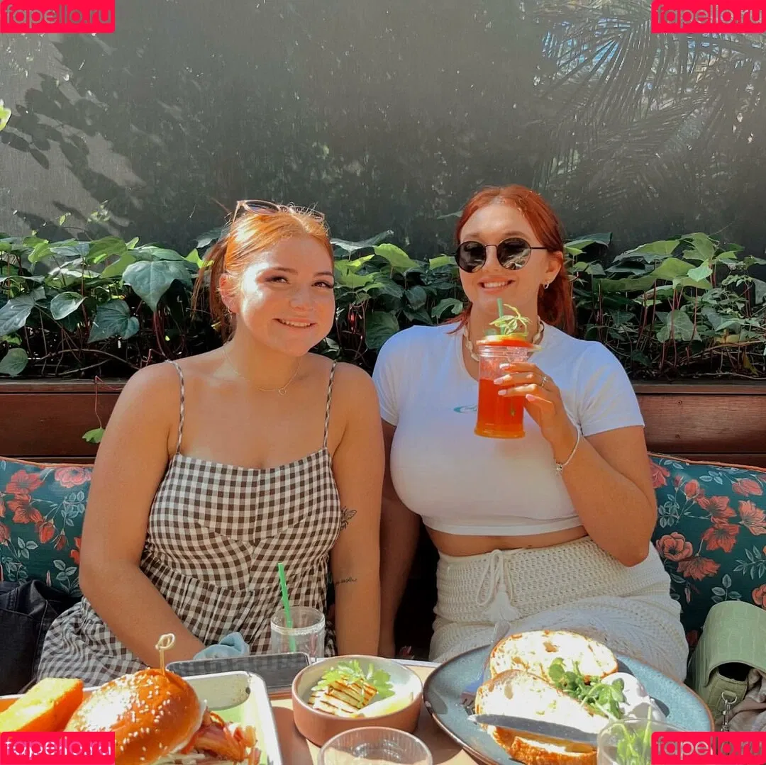 Hayley Aurisch / hailey.aurisch / yellowmonkeys Onlyfans Photo Gallery 