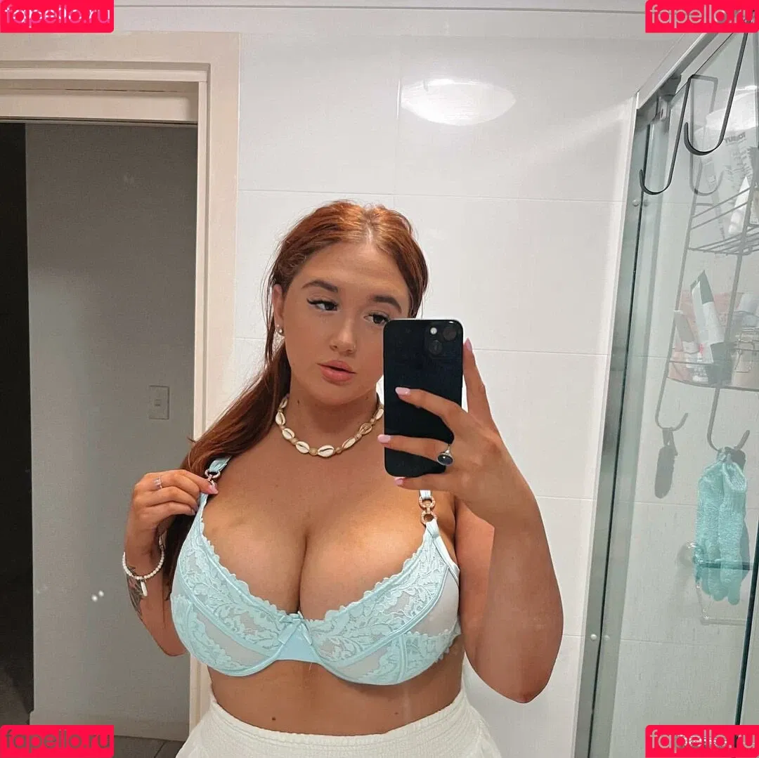 Hayley Aurisch / hailey.aurisch / yellowmonkeys Onlyfans Photo Gallery 