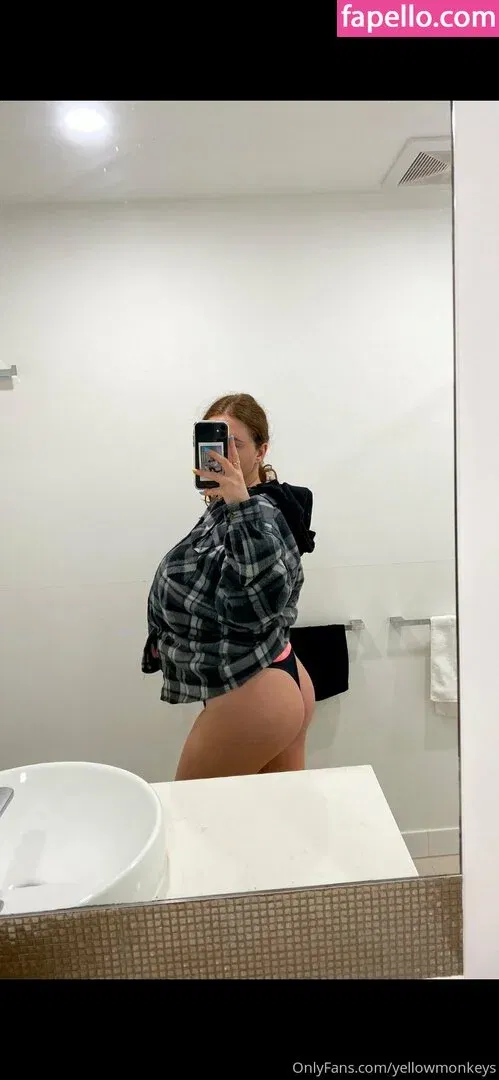 Hayley Aurisch / hailey.aurisch / yellowmonkeys Onlyfans Photo Gallery 