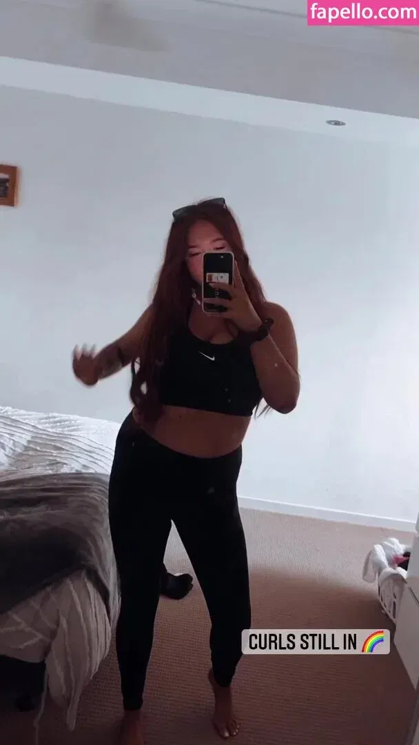 Hayley Aurisch / hailey.aurisch / yellowmonkeys Onlyfans Photo Gallery 