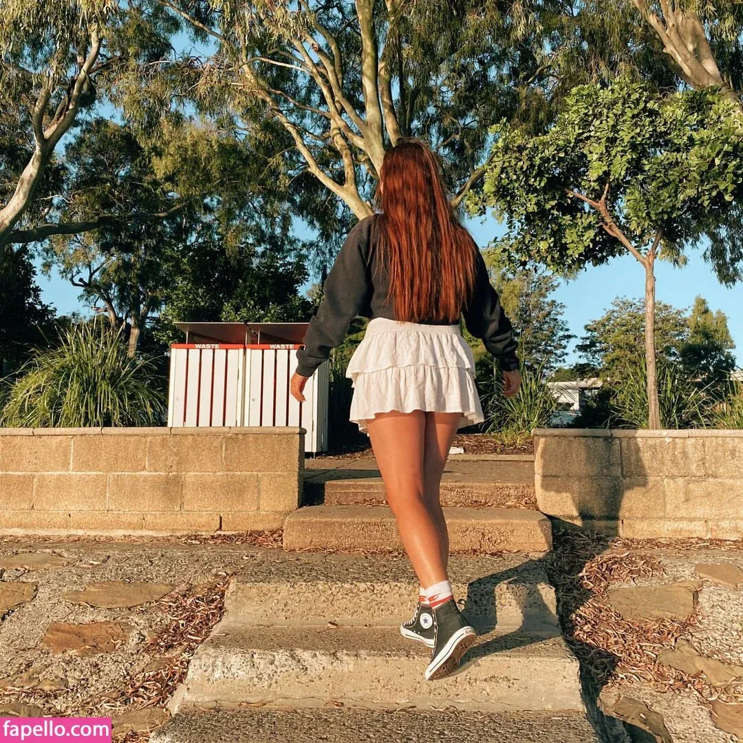 Hayley Aurisch / hailey.aurisch / yellowmonkeys Onlyfans Photo Gallery 