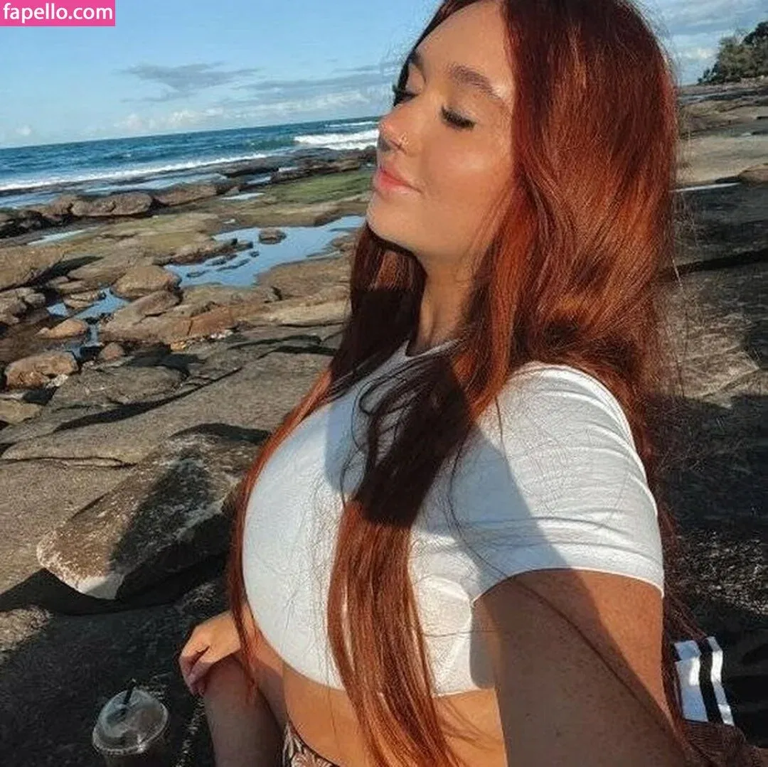 Hayley Aurisch / hailey.aurisch / yellowmonkeys Onlyfans Photo Gallery 