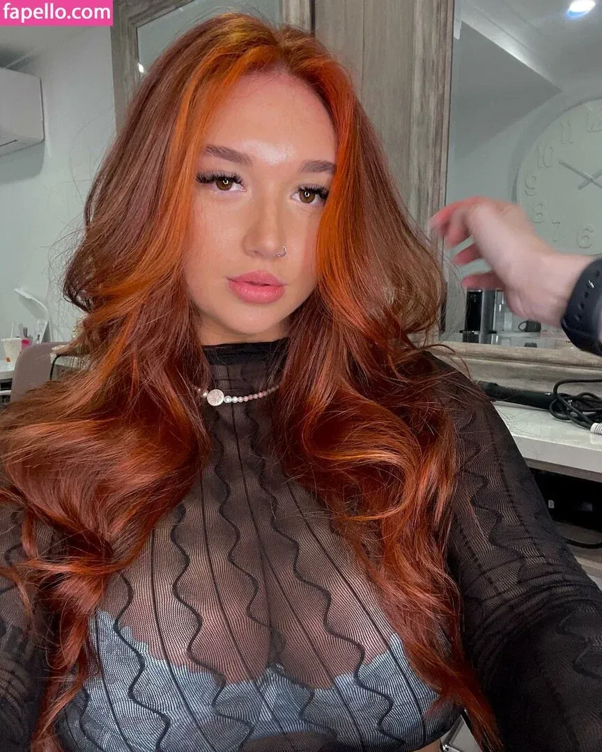 Hayley Aurisch / hailey.aurisch / yellowmonkeys Onlyfans Photo Gallery 